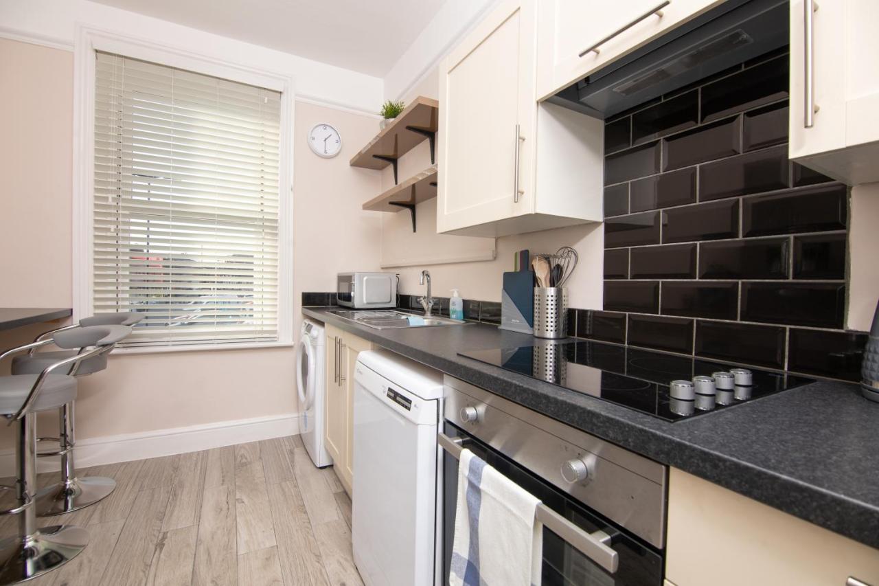 Salt Lane Apartments Salisbury Luaran gambar
